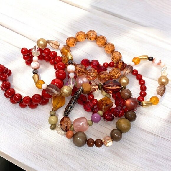 Jewelry Lot of 24 Beaded Bracelets & Bangles Rainbow Colors gold Silver One Size - Picture 3 of 7